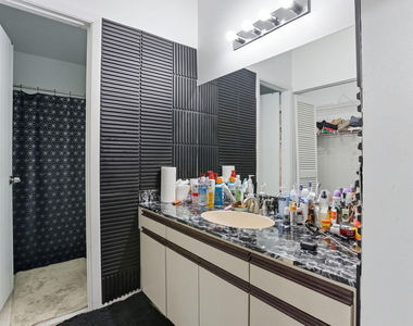 2171 Nw 76th Avenue - Photo Thumbnail 15