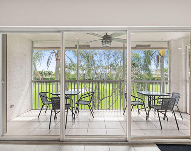 8050 Aberdeen Drive - Photo Thumbnail 16