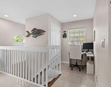 8050 Aberdeen Drive - Photo Thumbnail 5