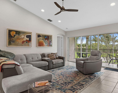 8050 Aberdeen Drive - Photo Thumbnail 12