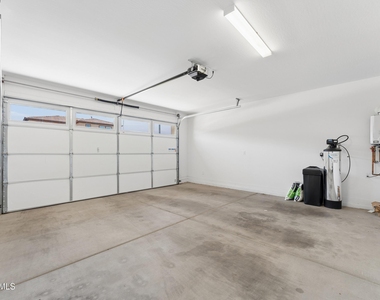 1524 E Carob Court - Photo Thumbnail 53