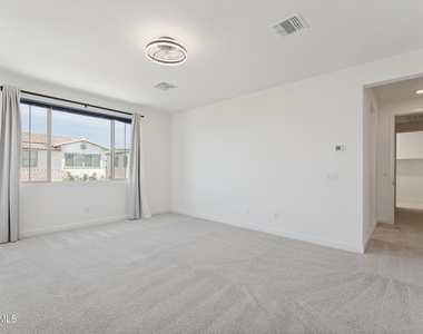 1524 E Carob Court - Photo Thumbnail 40