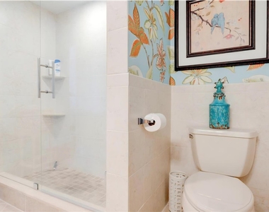 2881 Ne 33rd Court - Photo Thumbnail 17