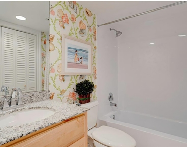 2881 Ne 33rd Court - Photo Thumbnail 20