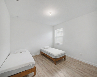 9140 Sw Remy Lane - Photo Thumbnail 12