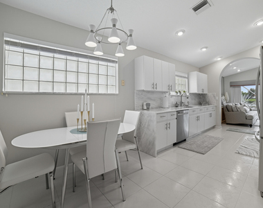 12573 Coral Lakes Drive - Photo Thumbnail 20