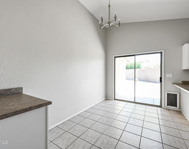 351 N Wildrose -- - Photo Thumbnail 3