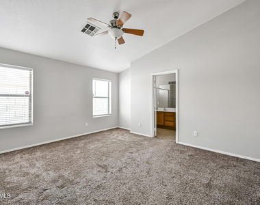 351 N Wildrose -- - Photo Thumbnail 11