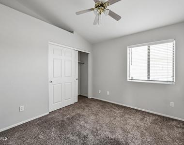351 N Wildrose -- - Photo Thumbnail 16
