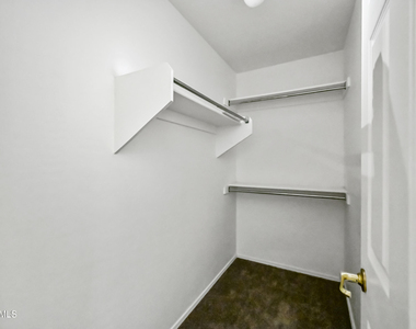 351 N Wildrose -- - Photo Thumbnail 14