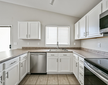351 N Wildrose -- - Photo Thumbnail 6