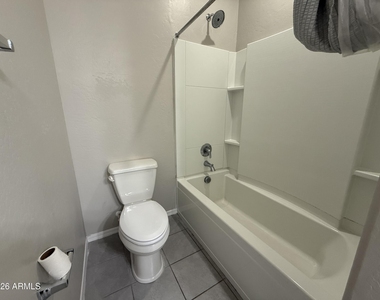2669 S Peppertree Drive - Photo Thumbnail 21