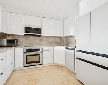 215 N Birch Road - Photo Thumbnail 8