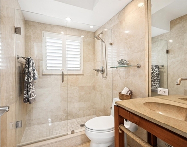 215 N Birch Road - Photo Thumbnail 11