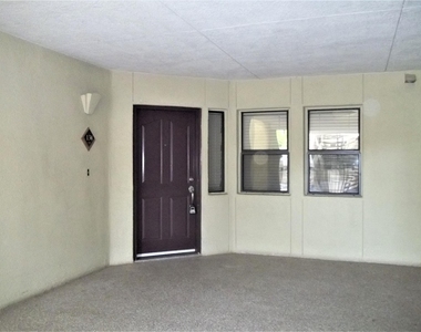 5104 N 32nd Street - Photo Thumbnail 1