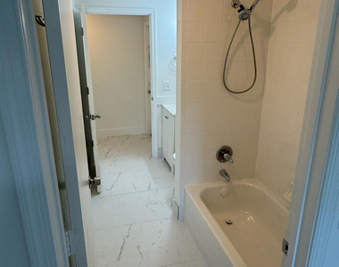 3221 Sabal Palm Manor - Photo Thumbnail 15