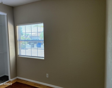 15340 W Acapulco Lane - Photo Thumbnail 22
