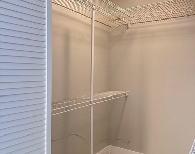 3101 Nw 47th Terrace - Photo Thumbnail 12