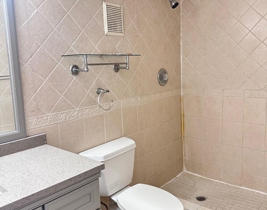 3101 Nw 47th Terrace - Photo Thumbnail 13