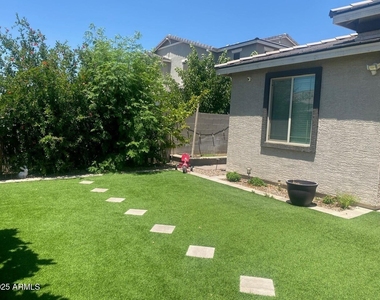 1381 E Scorpio Place - Photo Thumbnail 13