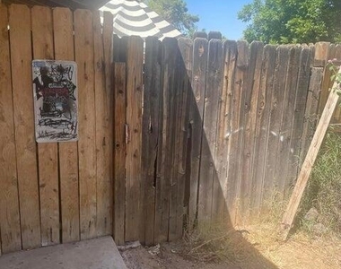 2633 W Belmont Avenue - Photo Thumbnail 5