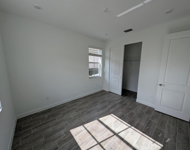 6831 Cobia Circle - Photo Thumbnail 20