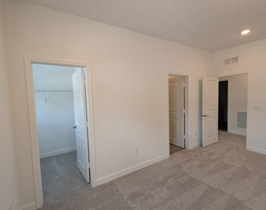 6831 Cobia Circle - Photo Thumbnail 13