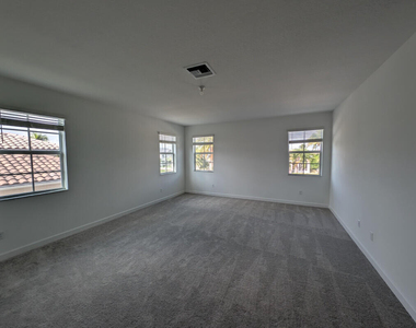 6831 Cobia Circle - Photo Thumbnail 19
