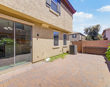 1432 N 80th Drive - Photo Thumbnail 22