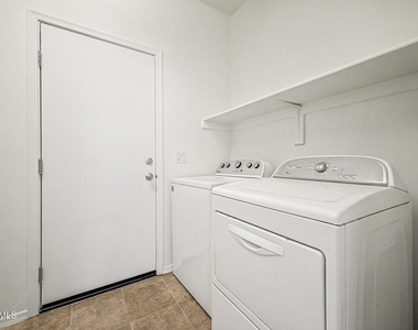 1432 N 80th Drive - Photo Thumbnail 18