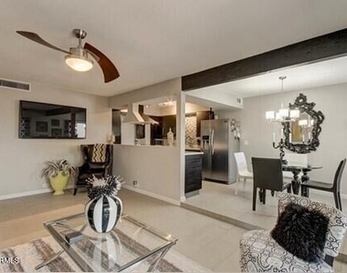 3243 N 38th Street - Photo Thumbnail 7