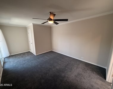 3243 N 38th Street - Photo Thumbnail 11
