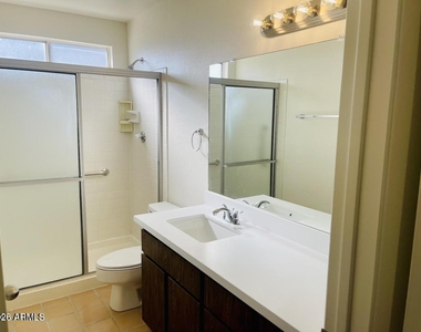 5141 E Blanche Drive - Photo Thumbnail 8