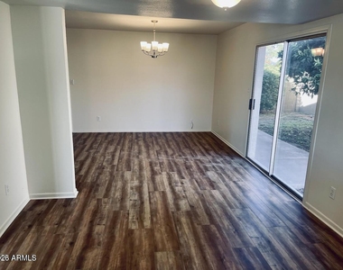 5141 E Blanche Drive - Photo Thumbnail 2