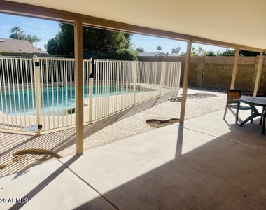 5141 E Blanche Drive - Photo Thumbnail 16