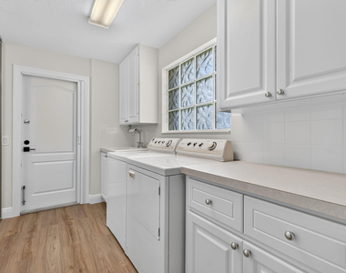 3546 Se Glacier Terrace - Photo Thumbnail 39