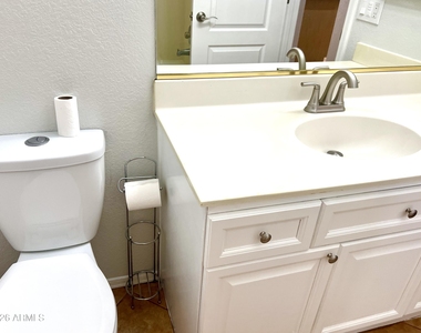 407 W Helena Drive - Photo Thumbnail 17
