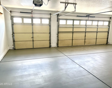 407 W Helena Drive - Photo Thumbnail 28