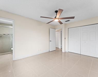 18443 Ruffian Way - Photo Thumbnail 15