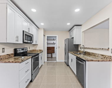 18443 Ruffian Way - Photo Thumbnail 9