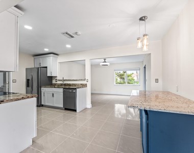18443 Ruffian Way - Photo Thumbnail 5