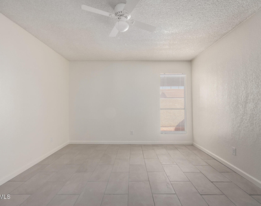 615 N Arrowhead Drive - Photo Thumbnail 15