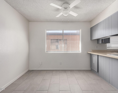 615 N Arrowhead Drive - Photo Thumbnail 9