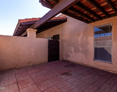 615 N Arrowhead Drive - Photo Thumbnail 26