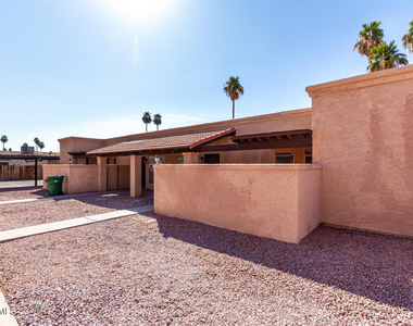 615 N Arrowhead Drive - Photo Thumbnail 2