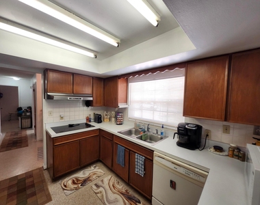 2521 Tomoka Avenue - Photo Thumbnail 8