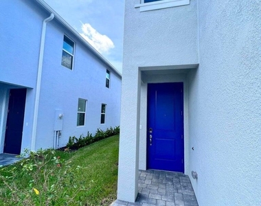 254 Osprey Preserve Boulevard - Photo Thumbnail 2