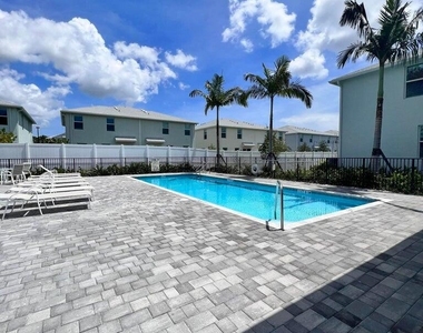 254 Osprey Preserve Boulevard - Photo Thumbnail 23
