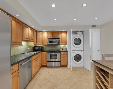 1370 S Ocean Boulevard - Photo Thumbnail 12