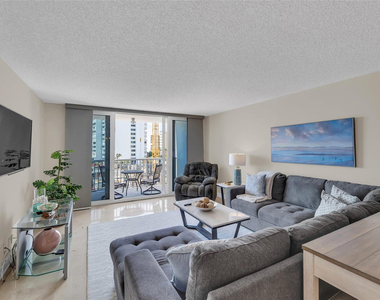 1370 S Ocean Boulevard - Photo Thumbnail 5